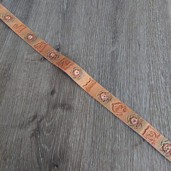 Vintage Tooled Leather Belt Customized "Janice" 34.5" Long - Picture 3 of 5